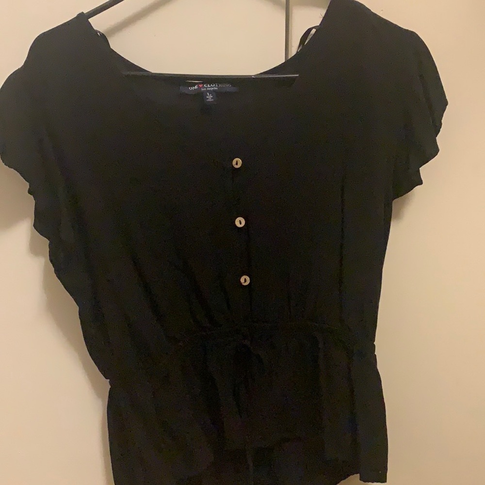 Colored black top.
